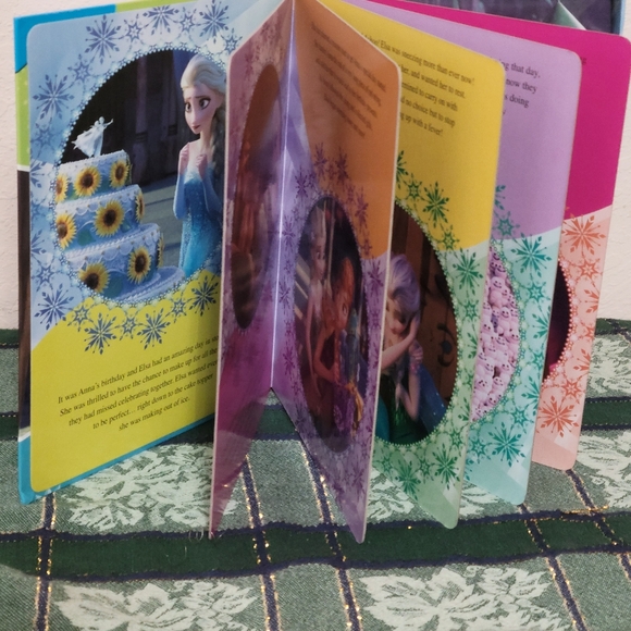 NWT!!❄️DISNEY FROZEN FEVER MY BUSY BOOKS (FOR AGES 3 AND UP) - Picture 4 of 5